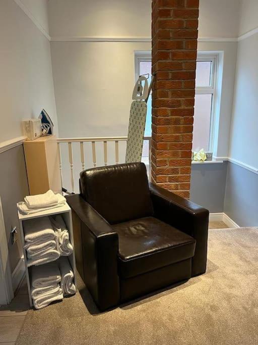 Ovington Grove 2 Fully Equipped Kitchen Free Parking 3 Bedrooms Netflix Newcastle-upon-Tyne Extérieur photo