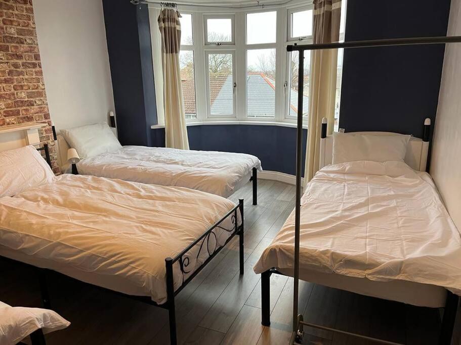 Ovington Grove 2 Fully Equipped Kitchen Free Parking 3 Bedrooms Netflix Newcastle-upon-Tyne Extérieur photo