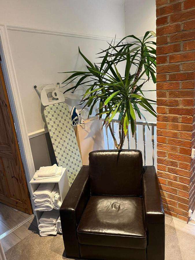 Ovington Grove 2 Fully Equipped Kitchen Free Parking 3 Bedrooms Netflix Newcastle-upon-Tyne Extérieur photo