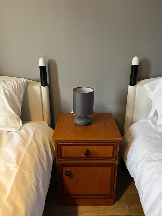 Ovington Grove 2 Fully Equipped Kitchen Free Parking 3 Bedrooms Netflix Newcastle-upon-Tyne Extérieur photo